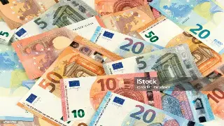 杭州金融圈的“隐形冠军”：揭秘你不知道的行业背景与文化 poster